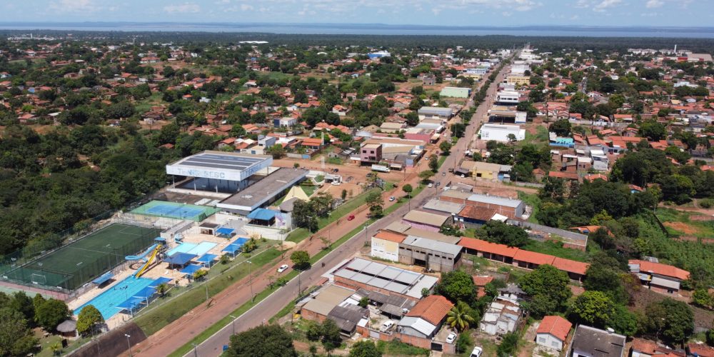 A Avenida I está localizada entre os bairros Aureny III e Aureny I, na região sul de Palmas