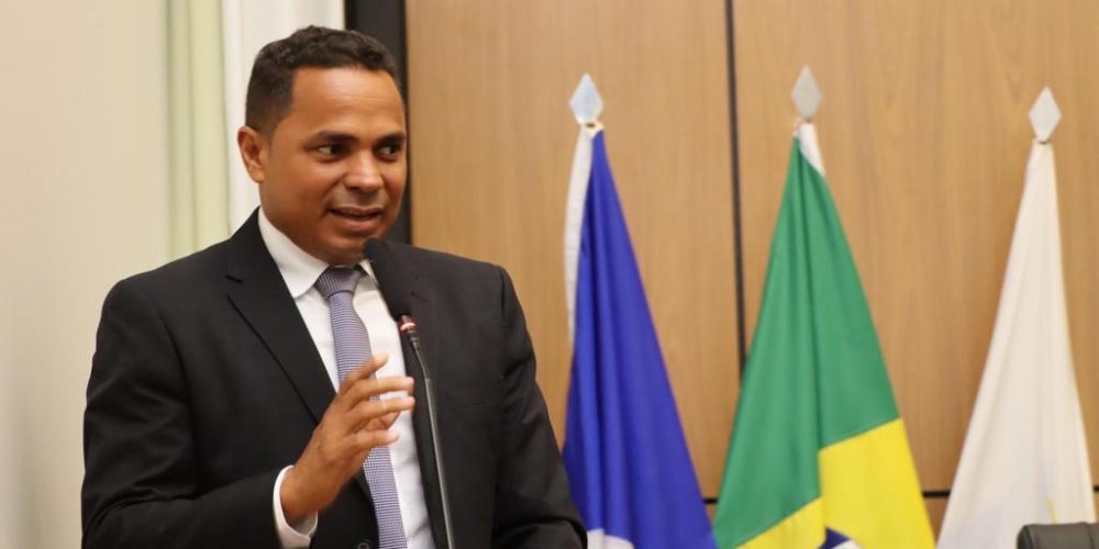 O vereador Josmundo (PODE) votou favorável à instauração de uma Comissão Parlamentar de Inquérito (CPI)